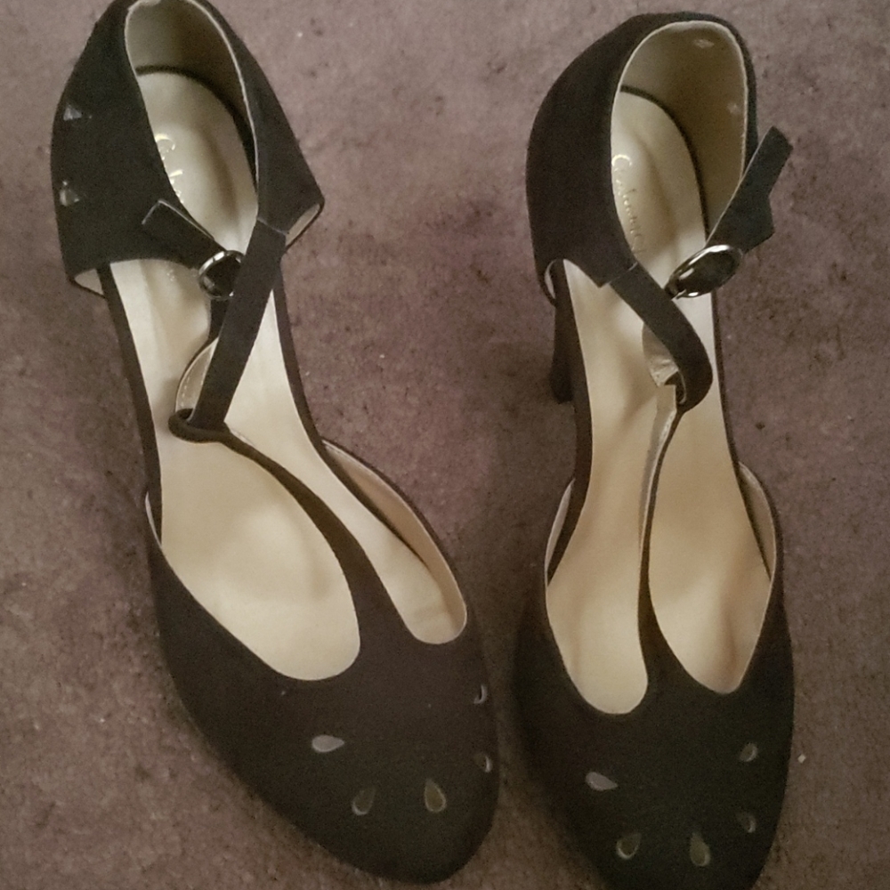 Black Vintage Style Heels